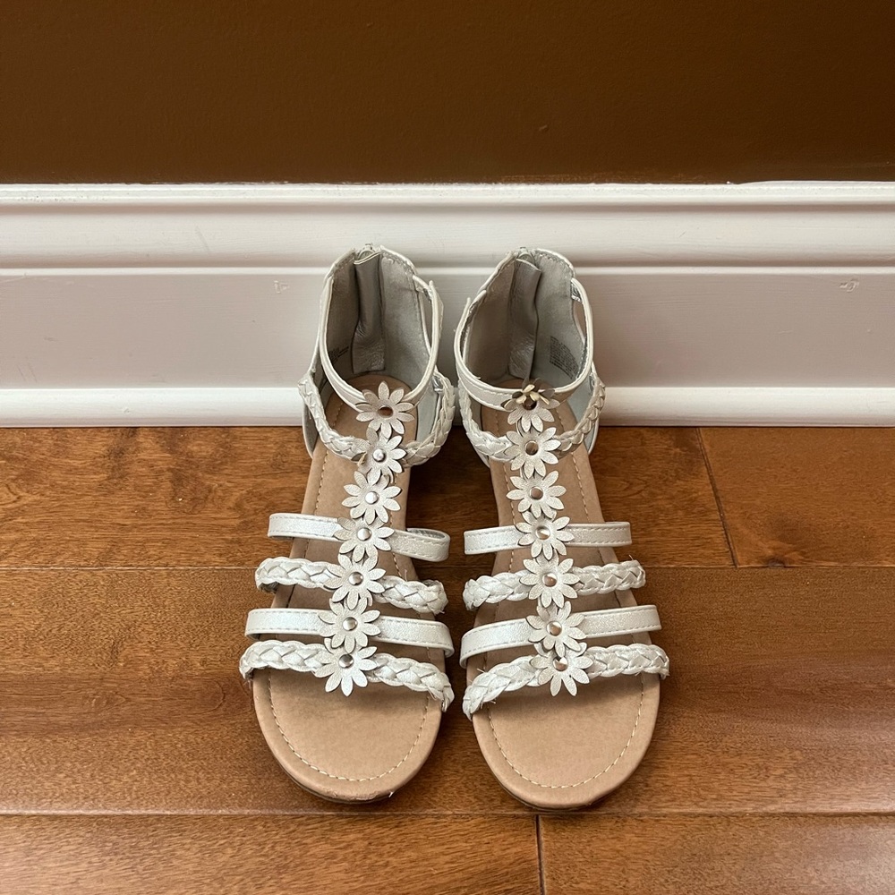 Girl’s SO Dress Sandals Size 3